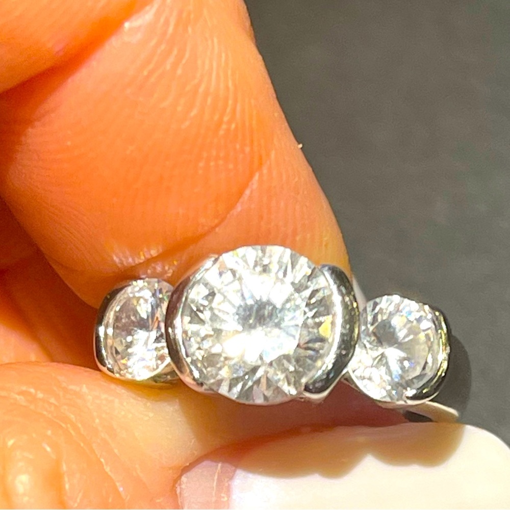 Silpada Three CZ ring *Rare*